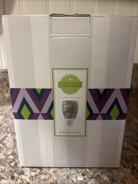 Scentsy Pink Watercolor Plug-In Warmer New with Box